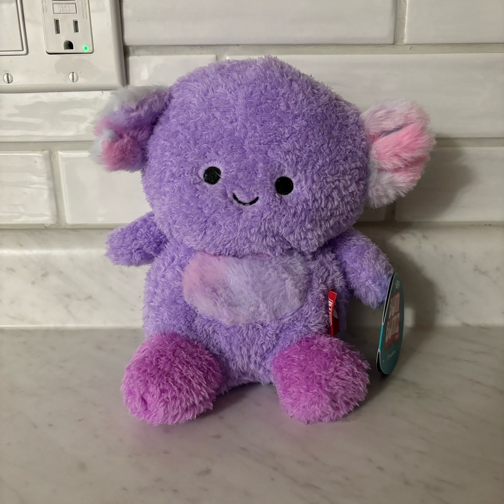 Alaina the Axolotl BumBumz